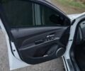Белый Шевроле Круз, объемом двигателя 1.8 л и пробегом 280 тыс. км за 5800 $, фото 3 на Automoto.ua