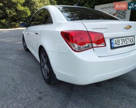 Белый Шевроле Круз, объемом двигателя 1.8 л и пробегом 157 тыс. км за 7400 $, фото 9 на Automoto.ua