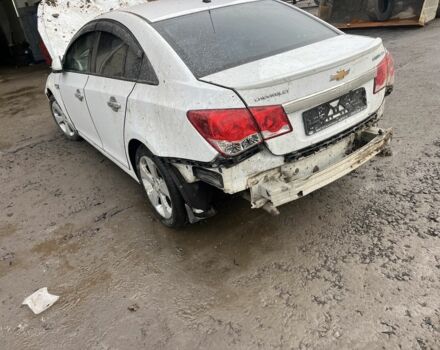 Білий Шевроле Круз, об'ємом двигуна 1.8 л та пробігом 205 тис. км за 3300 $, фото 2 на Automoto.ua