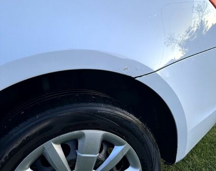 Белый Шевроле Круз, объемом двигателя 1.8 л и пробегом 292 тыс. км за 6300 $, фото 2 на Automoto.ua