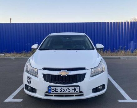 Белый Шевроле Круз, объемом двигателя 1.8 л и пробегом 111 тыс. км за 7300 $, фото 2 на Automoto.ua