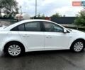 Белый Шевроле Круз, объемом двигателя 1.8 л и пробегом 264 тыс. км за 6400 $, фото 3 на Automoto.ua