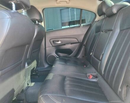 Белый Шевроле Круз, объемом двигателя 1.8 л и пробегом 198 тыс. км за 6690 $, фото 23 на Automoto.ua