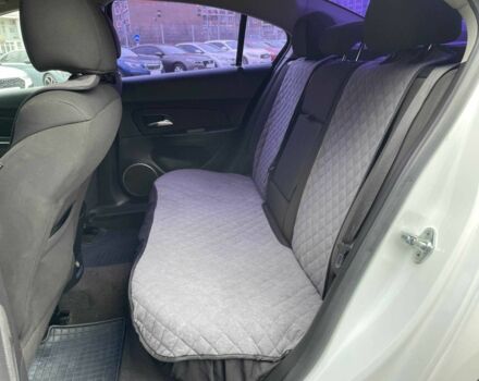 Білий Шевроле Круз, об'ємом двигуна 1.8 л та пробігом 168 тис. км за 7290 $, фото 9 на Automoto.ua