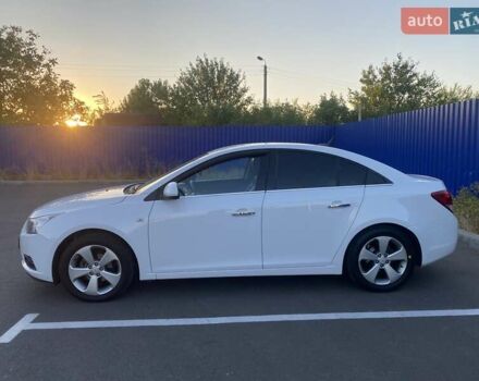 Белый Шевроле Круз, объемом двигателя 1.8 л и пробегом 111 тыс. км за 7300 $, фото 5 на Automoto.ua