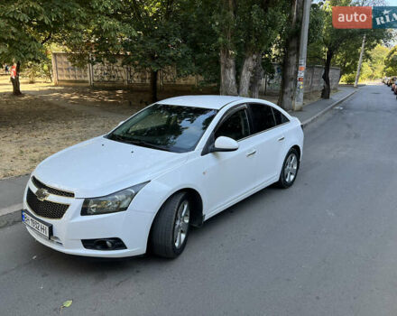 Белый Шевроле Круз, объемом двигателя 1.8 л и пробегом 120 тыс. км за 6700 $, фото 6 на Automoto.ua