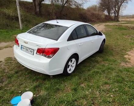 Белый Шевроле Круз, объемом двигателя 1.8 л и пробегом 72 тыс. км за 9100 $, фото 1 на Automoto.ua