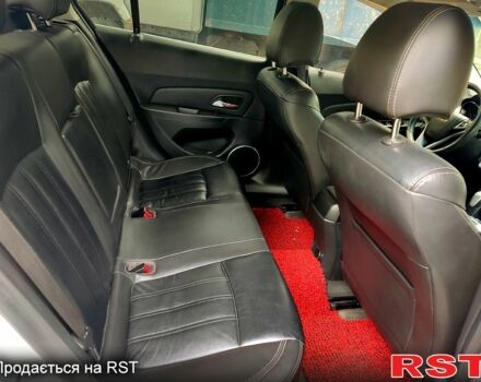 Білий Шевроле Круз, об'ємом двигуна 1.8 л та пробігом 185 тис. км за 8300 $, фото 10 на Automoto.ua