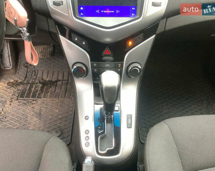Белый Шевроле Круз, объемом двигателя 2 л и пробегом 212 тыс. км за 8190 $, фото 33 на Automoto.ua