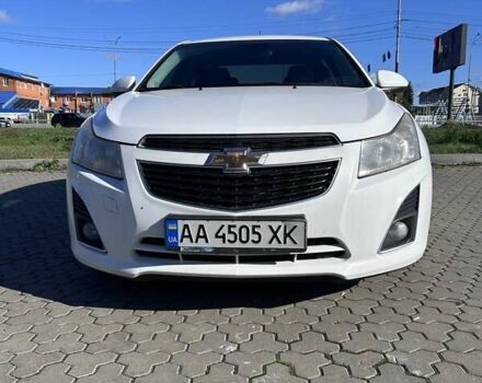 Белый Шевроле Круз, объемом двигателя 1.8 л и пробегом 325 тыс. км за 6250 $, фото 17 на Automoto.ua