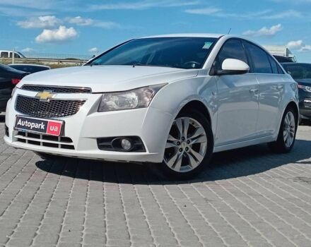 Белый Шевроле Круз, объемом двигателя 1.8 л и пробегом 198 тыс. км за 6690 $, фото 2 на Automoto.ua