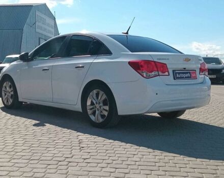 Белый Шевроле Круз, объемом двигателя 1.8 л и пробегом 198 тыс. км за 6690 $, фото 5 на Automoto.ua