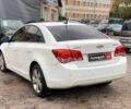 Белый Шевроле Круз, объемом двигателя 2 л и пробегом 212 тыс. км за 8190 $, фото 6 на Automoto.ua