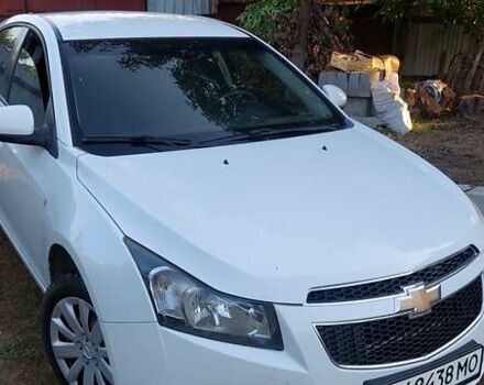 Белый Шевроле Круз, объемом двигателя 1.6 л и пробегом 189 тыс. км за 6800 $, фото 1 на Automoto.ua