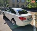 Белый Шевроле Круз, объемом двигателя 2 л и пробегом 212 тыс. км за 8500 $, фото 7 на Automoto.ua