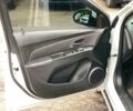 Белый Шевроле Круз, объемом двигателя 2 л и пробегом 212 тыс. км за 8190 $, фото 19 на Automoto.ua