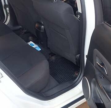 Белый Шевроле Круз, объемом двигателя 1.6 л и пробегом 189 тыс. км за 6800 $, фото 9 на Automoto.ua