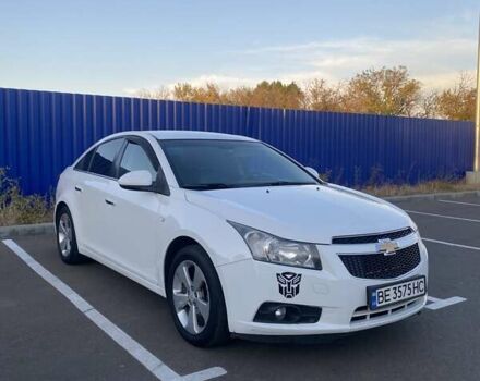 Белый Шевроле Круз, объемом двигателя 1.8 л и пробегом 111 тыс. км за 7300 $, фото 3 на Automoto.ua
