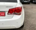 Белый Шевроле Круз, объемом двигателя 2 л и пробегом 212 тыс. км за 8190 $, фото 10 на Automoto.ua
