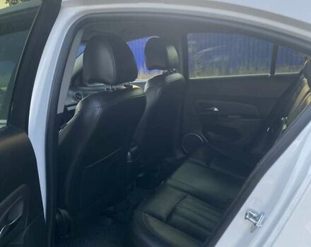 Белый Шевроле Круз, объемом двигателя 1.8 л и пробегом 111 тыс. км за 7300 $, фото 14 на Automoto.ua