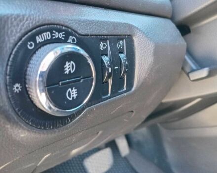 Белый Шевроле Круз, объемом двигателя 1.8 л и пробегом 198 тыс. км за 6690 $, фото 19 на Automoto.ua