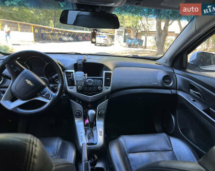 Белый Шевроле Круз, объемом двигателя 1.8 л и пробегом 120 тыс. км за 6700 $, фото 12 на Automoto.ua