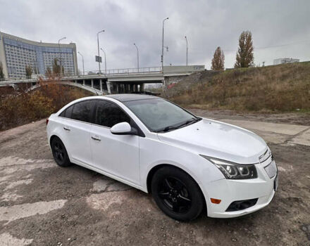 Белый Шевроле Круз, объемом двигателя 1.36 л и пробегом 193 тыс. км за 7400 $, фото 13 на Automoto.ua