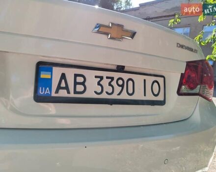 Белый Шевроле Круз, объемом двигателя 2 л и пробегом 212 тыс. км за 8500 $, фото 14 на Automoto.ua