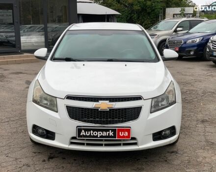 Белый Шевроле Круз, объемом двигателя 2 л и пробегом 212 тыс. км за 8190 $, фото 1 на Automoto.ua