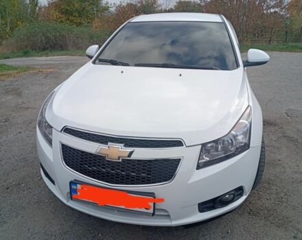 Белый Шевроле Круз, объемом двигателя 2 л и пробегом 166 тыс. км за 8000 $, фото 1 на Automoto.ua