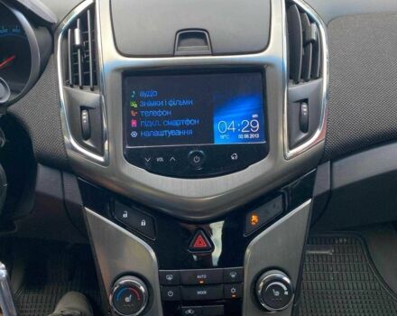 Белый Шевроле Круз, объемом двигателя 1.8 л и пробегом 109 тыс. км за 7950 $, фото 11 на Automoto.ua