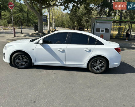 Білий Шевроле Круз, об'ємом двигуна 2 л та пробігом 160 тис. км за 8500 $, фото 2 на Automoto.ua