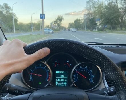 Белый Шевроле Круз, объемом двигателя 1.8 л и пробегом 199 тыс. км за 7900 $, фото 7 на Automoto.ua