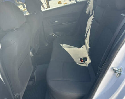 Білий Шевроле Круз, об'ємом двигуна 2 л та пробігом 160 тис. км за 8500 $, фото 3 на Automoto.ua