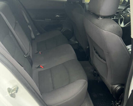 Білий Шевроле Круз, об'ємом двигуна 1.4 л та пробігом 130 тис. км за 6999 $, фото 18 на Automoto.ua