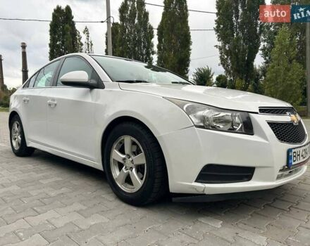 Белый Шевроле Круз, объемом двигателя 1.36 л и пробегом 191 тыс. км за 7800 $, фото 16 на Automoto.ua
