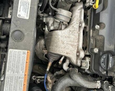 Белый Шевроле Круз, объемом двигателя 1.36 л и пробегом 191 тыс. км за 7800 $, фото 5 на Automoto.ua