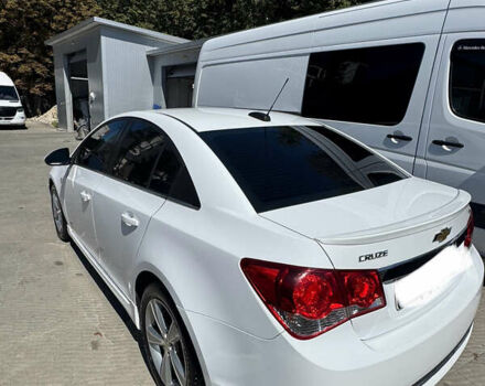 Белый Шевроле Круз, объемом двигателя 1.4 л и пробегом 133 тыс. км за 7900 $, фото 5 на Automoto.ua