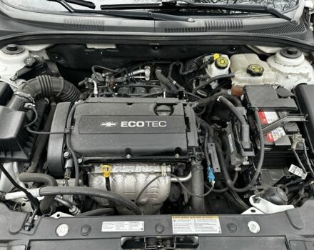 Білий Шевроле Круз, об'ємом двигуна 1.8 л та пробігом 73 тис. км за 9499 $, фото 5 на Automoto.ua