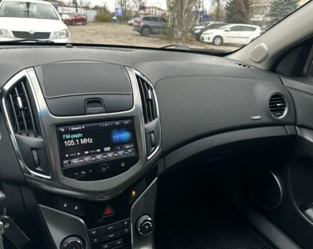 Білий Шевроле Круз, об'ємом двигуна 1.8 л та пробігом 73 тис. км за 9499 $, фото 7 на Automoto.ua