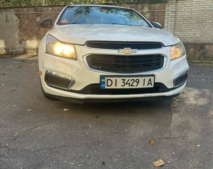 Белый Шевроле Круз, объемом двигателя 1.8 л и пробегом 210 тыс. км за 5999 $, фото 2 на Automoto.ua