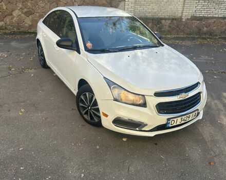 Белый Шевроле Круз, объемом двигателя 1.8 л и пробегом 210 тыс. км за 5999 $, фото 1 на Automoto.ua