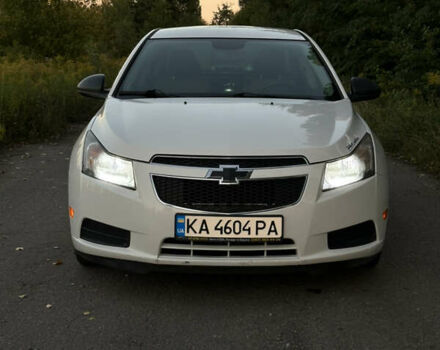 Белый Шевроле Круз, объемом двигателя 1.8 л и пробегом 227 тыс. км за 7000 $, фото 7 на Automoto.ua