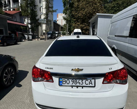 Белый Шевроле Круз, объемом двигателя 1.4 л и пробегом 133 тыс. км за 7900 $, фото 4 на Automoto.ua