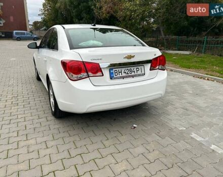 Белый Шевроле Круз, объемом двигателя 1.36 л и пробегом 191 тыс. км за 7800 $, фото 18 на Automoto.ua