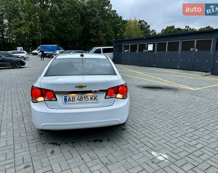Белый Шевроле Круз, объемом двигателя 1.8 л и пробегом 160 тыс. км за 8800 $, фото 8 на Automoto.ua