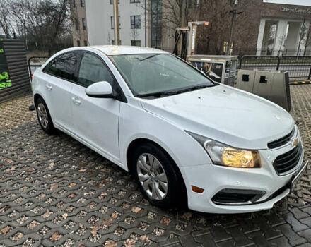 Белый Шевроле Круз, объемом двигателя 1.8 л и пробегом 110 тыс. км за 6300 $, фото 3 на Automoto.ua