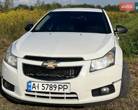 Белый Шевроле Круз, объемом двигателя 1.8 л и пробегом 267 тыс. км за 6790 $, фото 7 на Automoto.ua