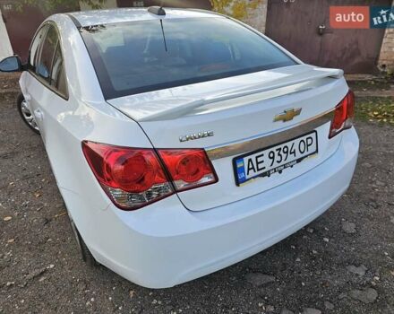 Белый Шевроле Круз, объемом двигателя 1.8 л и пробегом 237 тыс. км за 7400 $, фото 7 на Automoto.ua