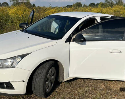 Белый Шевроле Круз, объемом двигателя 1.8 л и пробегом 267 тыс. км за 6790 $, фото 8 на Automoto.ua
